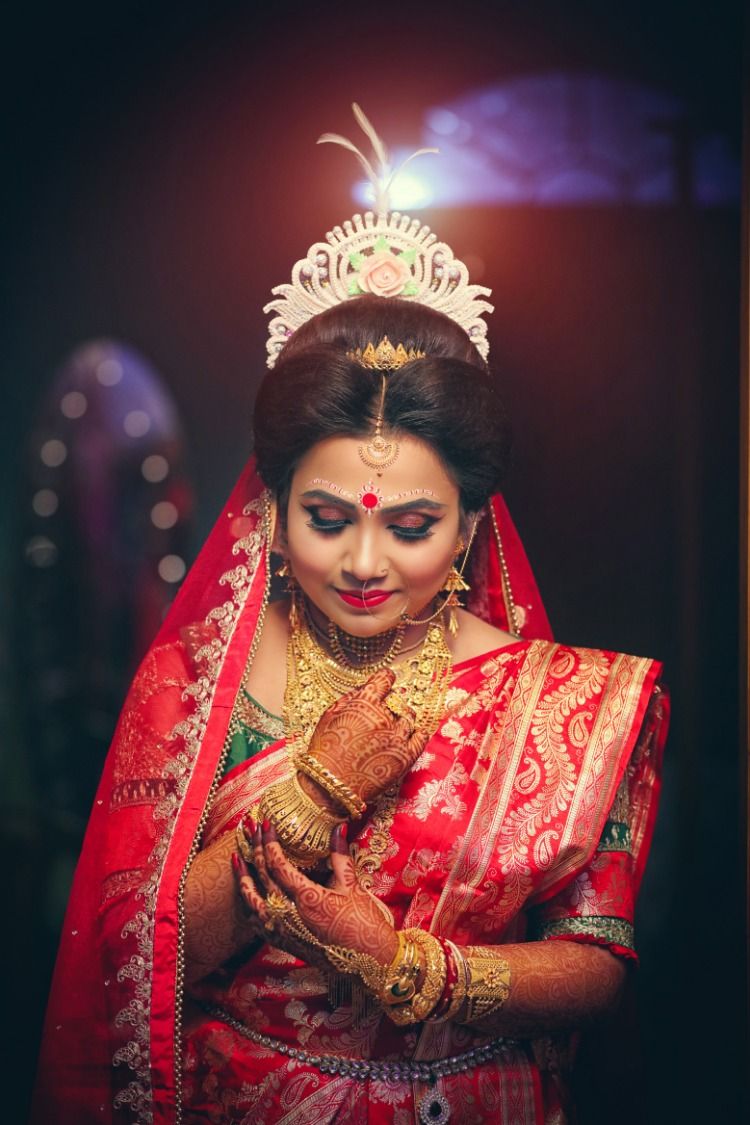 Round Bengali Bride Mukut Designs