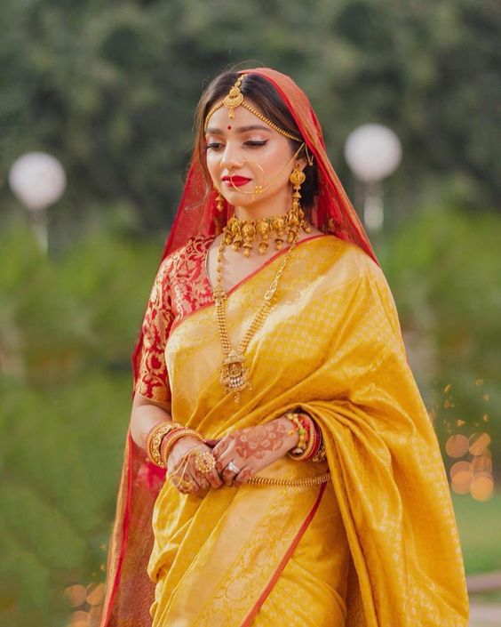 Yellow Benarasi Bengali Saree Look