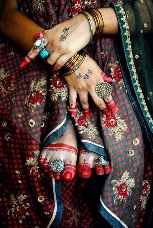 Smeared Tattoo Bridal Alta design on Feet