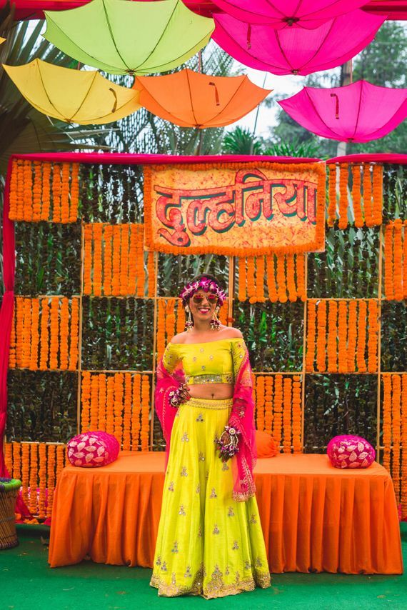 ‘Dulhaniya’ Quote Haldi Backdrop Decoration