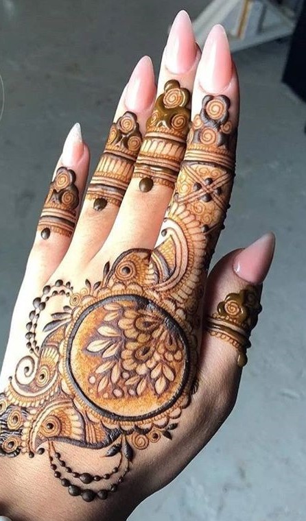 Wrist Top Bracelet Mehendi Designs