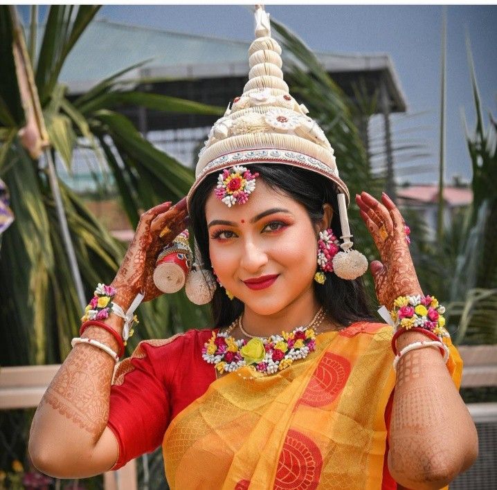 White Bengali Topor Designs