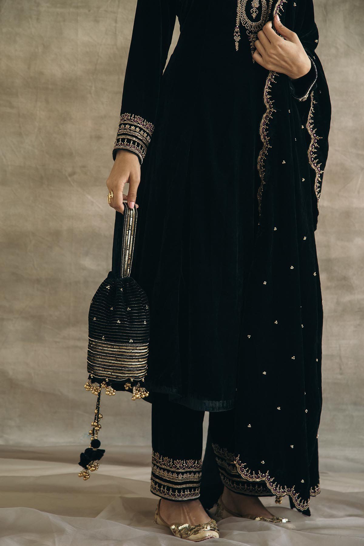 Aari Embroidery Black Phulkari Dupatta