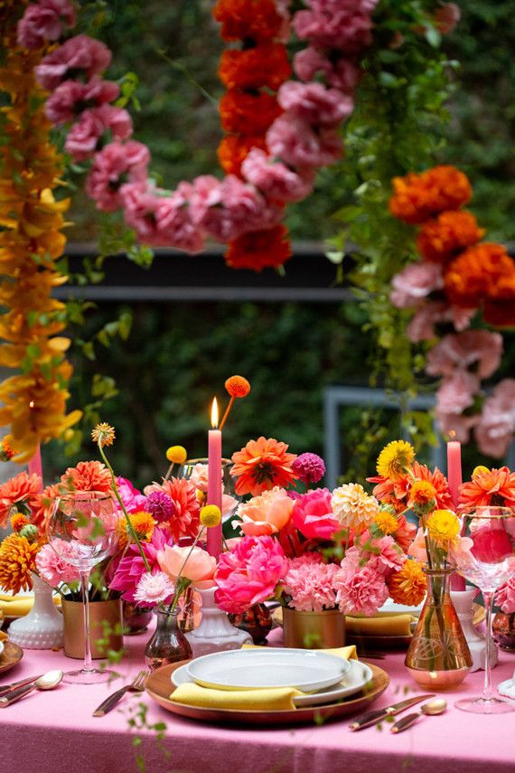 Wedding Flower Decoration for the Dining Table