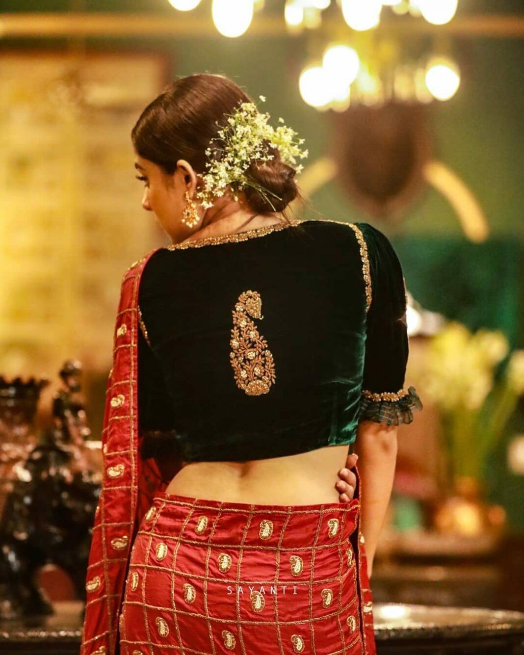 The Velvet Wedding Simple Attractive Blouse Design
