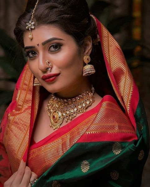Marathi Bridal Nath Ring