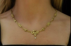 Vintage-Inspired Jewelry