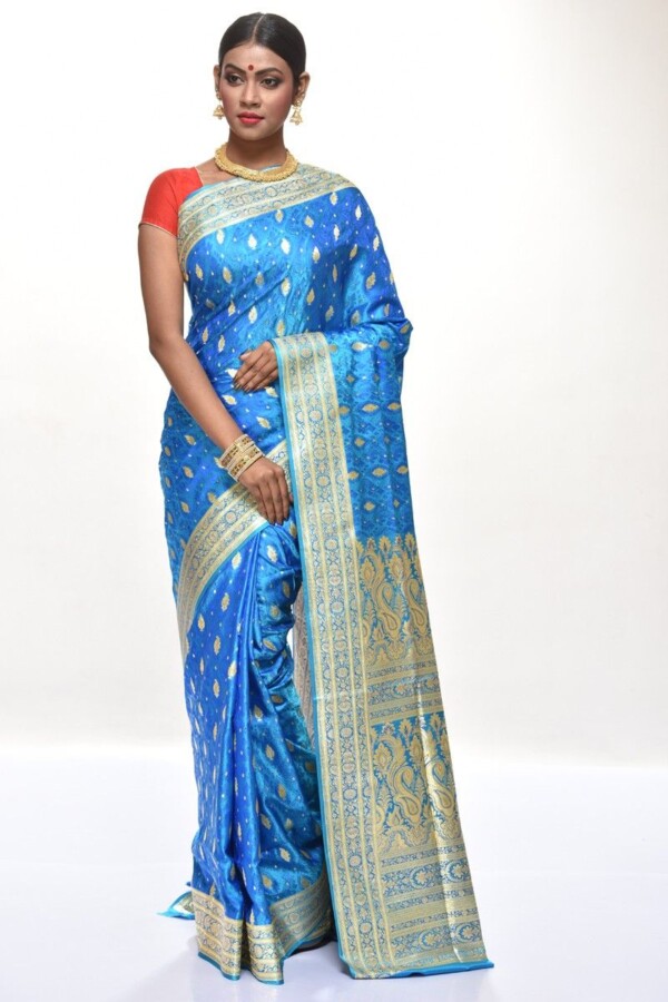 Adi Mohini Mohan Kanjilal: 15 New and Vibrant Bengali Wedding Saree ...