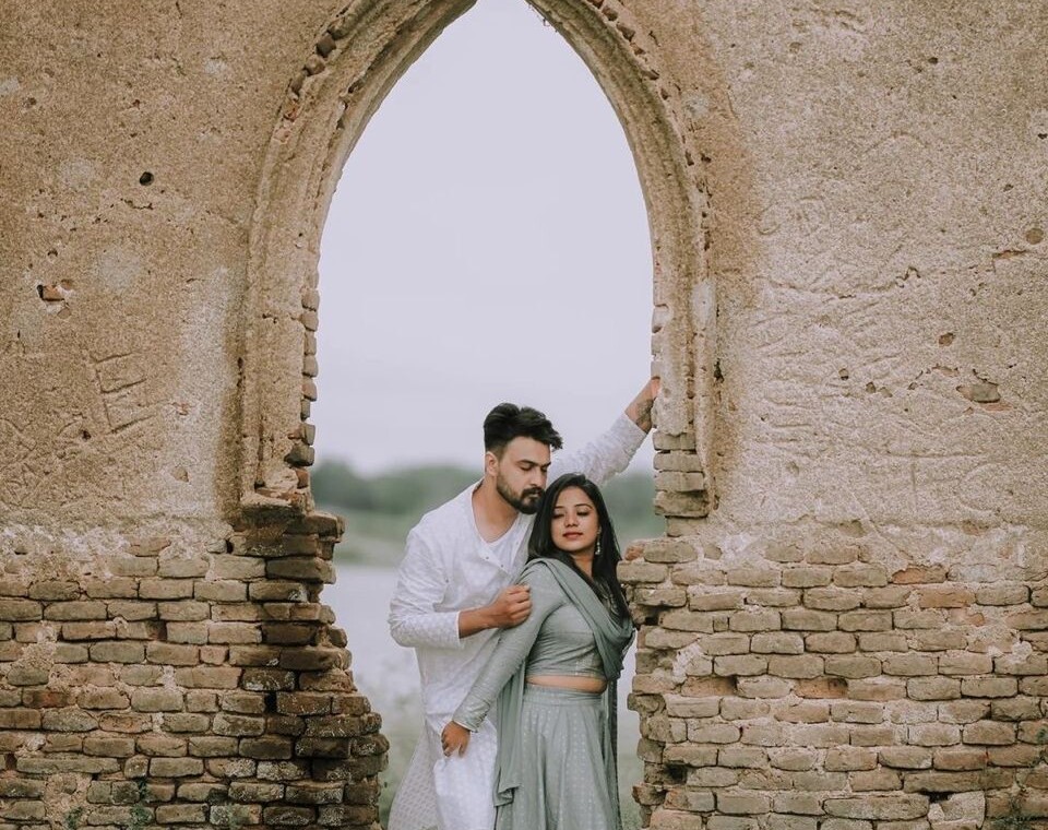 Best Budget Friendly Location for Pre Wedding Photoshoot in Delhi | by  MarryGraphers | Medium