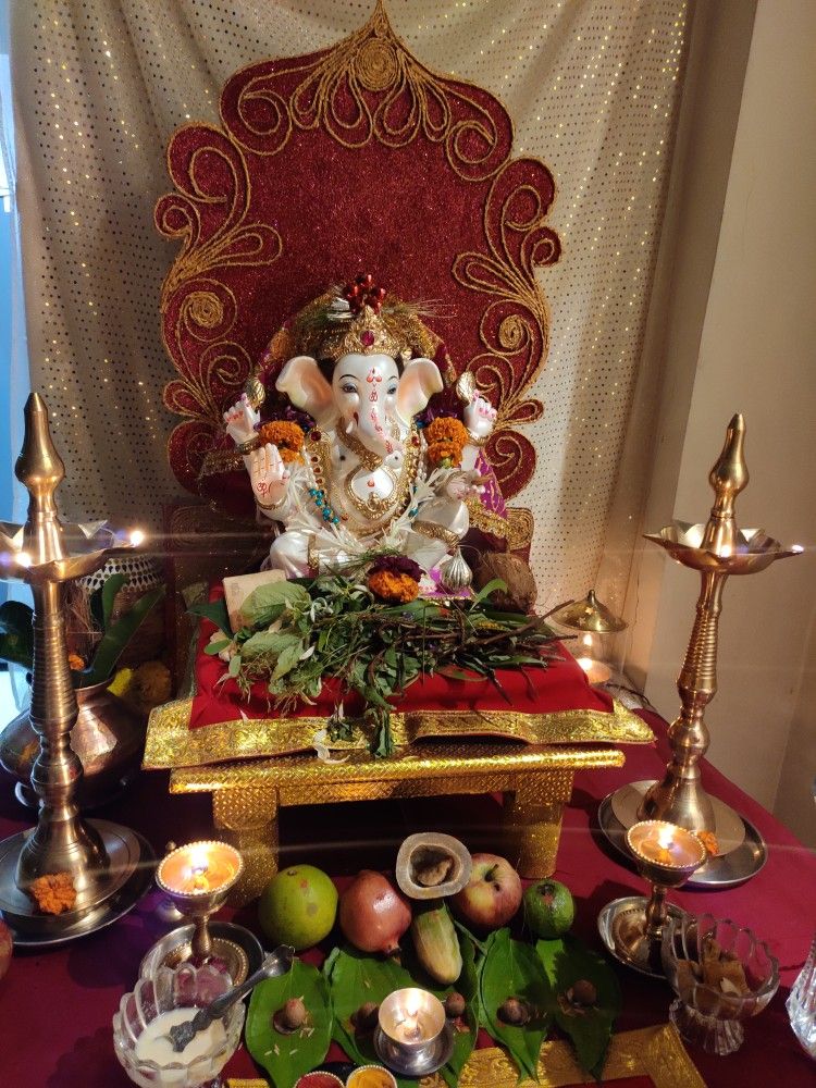 Top 10 Remarkable Ganesh Decoration Ideas for your New-Home - myMandap