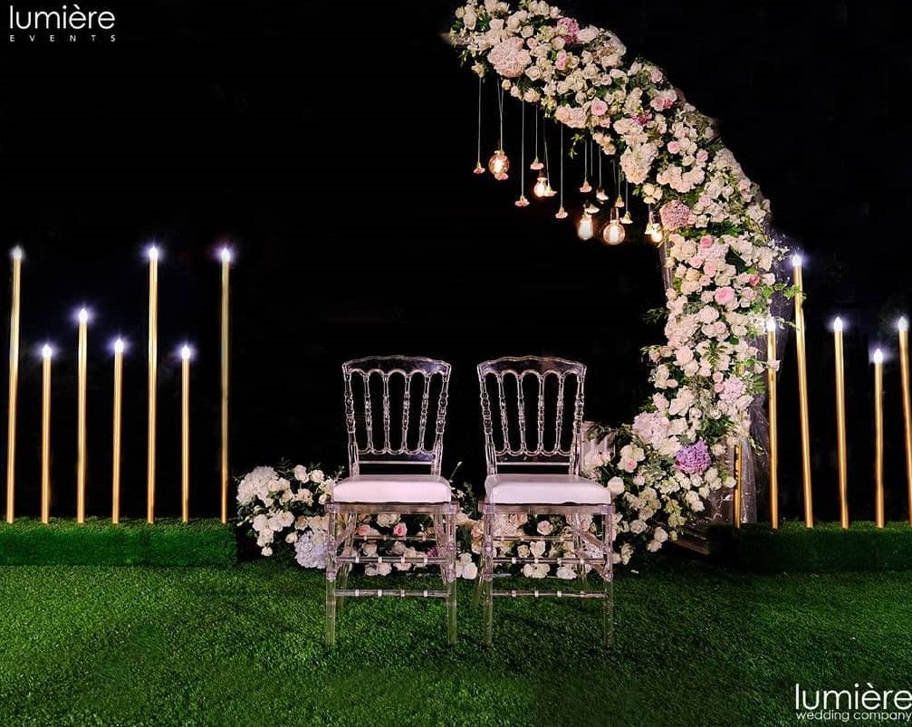 10 Best and Low Cost Simple Wedding Stage Decoration Ideas for a