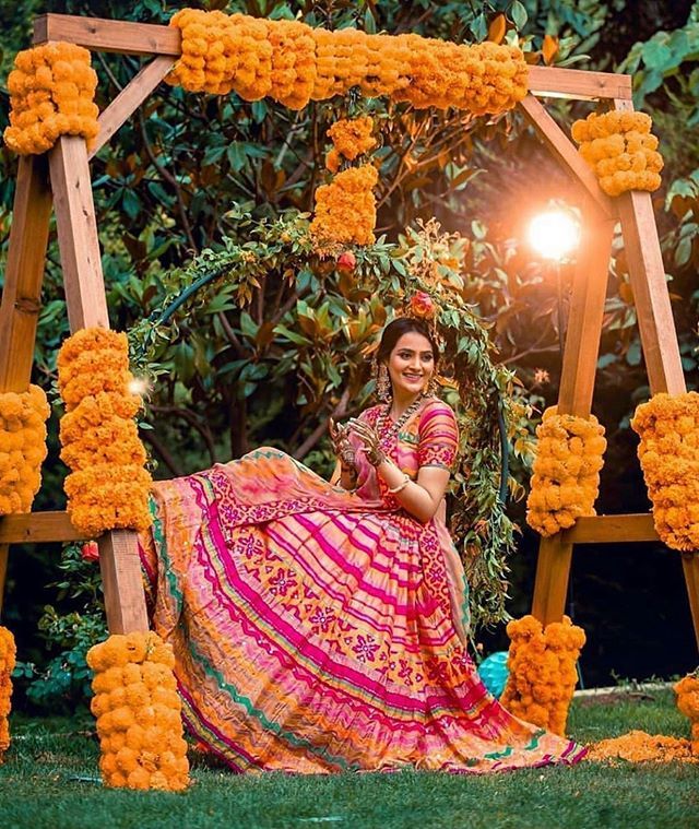 Sasural Genda Phul’ Mehendi Decoration