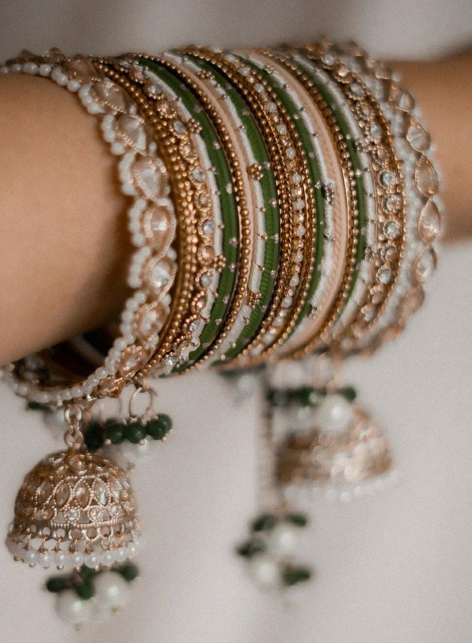 Pearl Jewellery Bangle Set