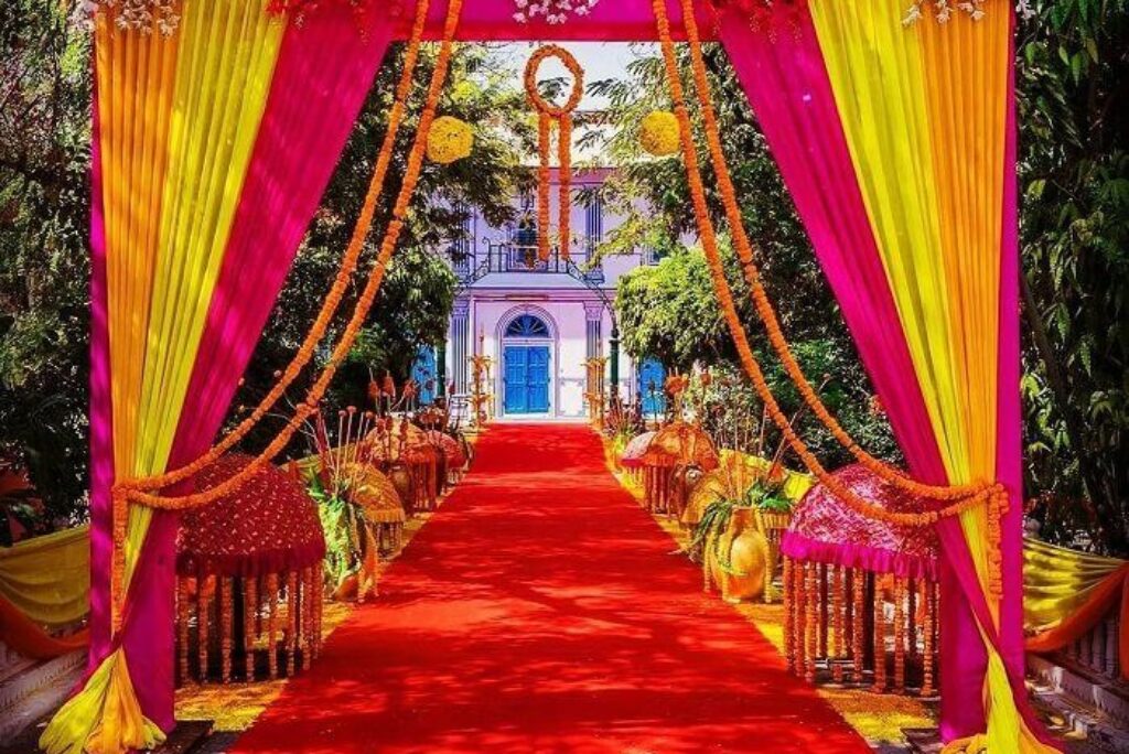 Top 10 Pretty Awesome Front Gate Wedding Entry Gate Decoration Ideas