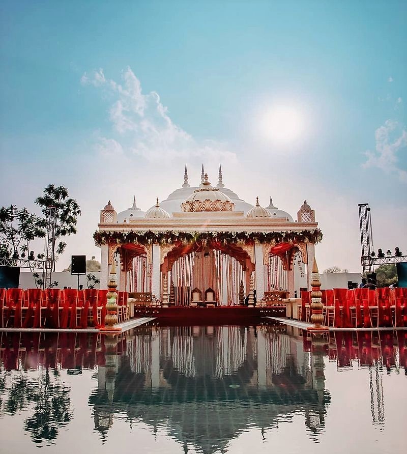 Best Decoration for Wedding Stage: 10 Perfect Décor Themes for the Big Day