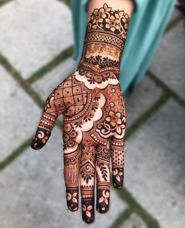Floral Style Lotus Mehendi Designs