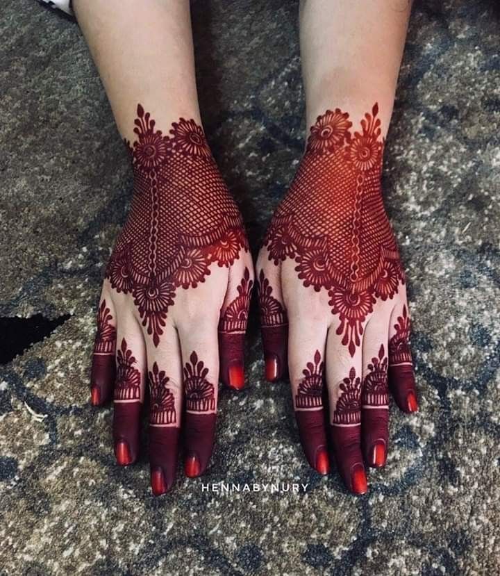 Little Checks Easy Black and Red Mehendi design
