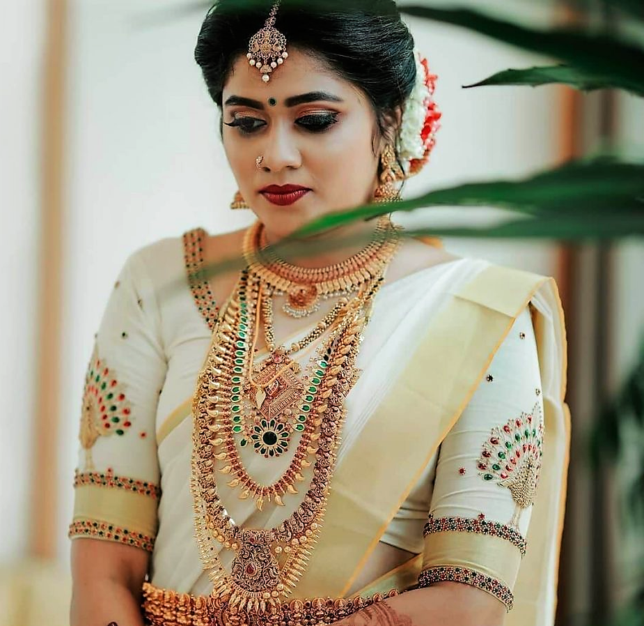 Incredible Jewellery Ideas To Wear With Red Bridal Silk Saree