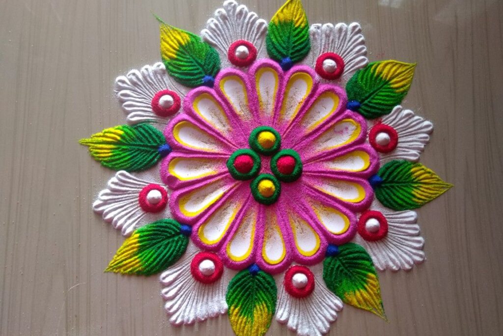 Top 10 Simple and Small Rangoli Designs