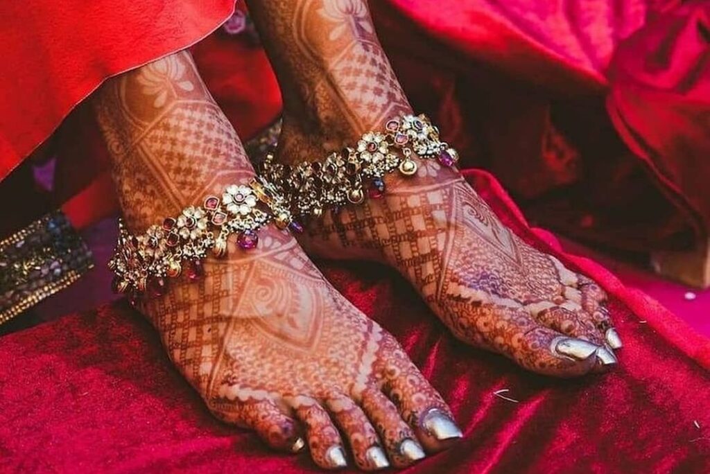 15 Best Bridal Anklets for the Wedding Jewellery Set