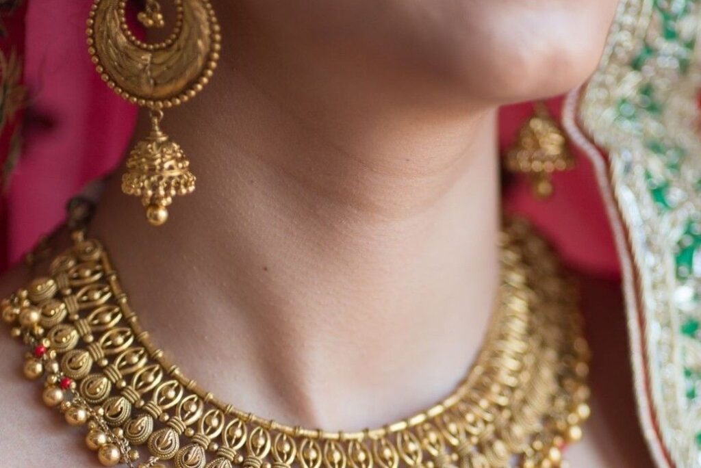 15 Beautiful Bridal Gold Kanbala Designs, Styles and Ideas