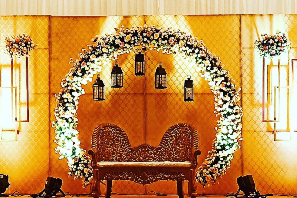 46 Awesome Ideas for your Wedding Stage Decoration