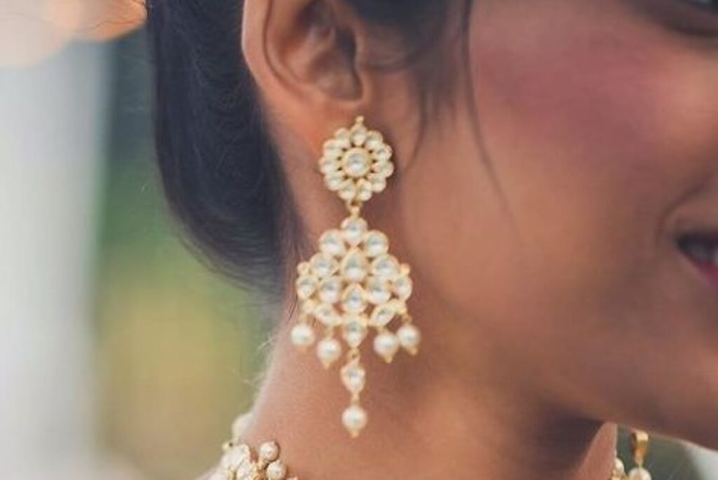 Find the Best Wedding Earrings from the Top 15 Designs & Styles