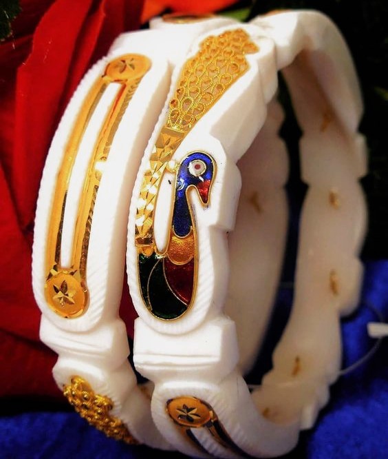 Rose Gold Bangle Work on Bengali Sakha Pola