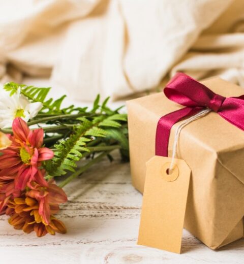 Rakhi Online: Top 15 Amazing Designs for this Raksha Bandhan